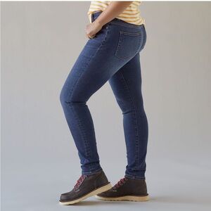 Duluth Trading Co Women's Deep Blue high rise Skinny Jeans women 10 short